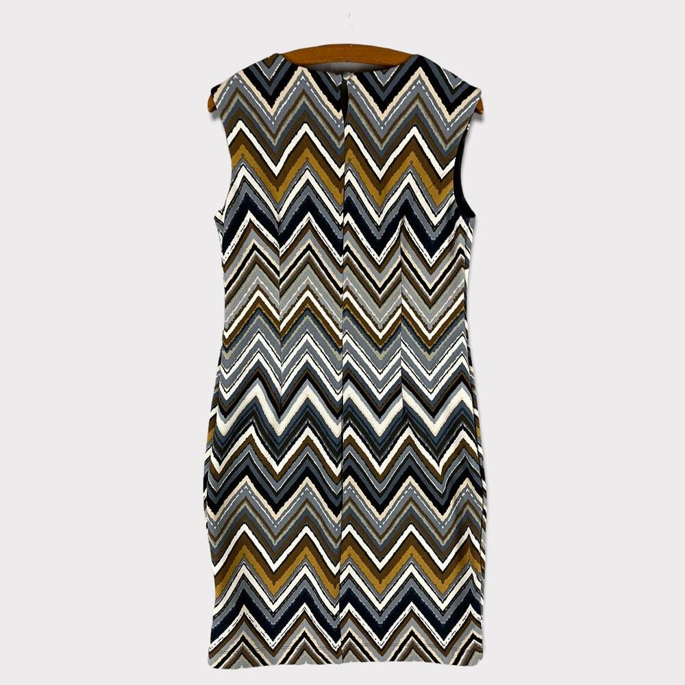 Madison Leigh Chevron Sheath Dress Size 6 Polyester Spandex Gray - Picture 5 of 10